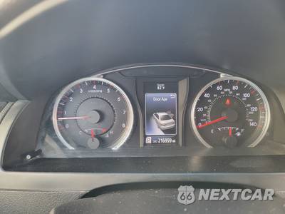 2015 Toyota Camry SE - zdjęcie 9 z 22 - miniatura