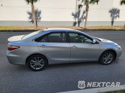 2015 Toyota Camry SE - zdjęcie 8 z 22 - miniatura