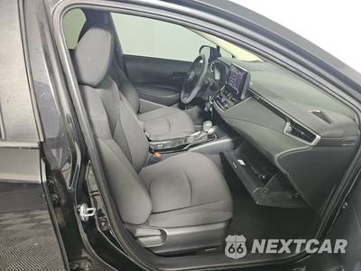 2022 Toyota Corolla LE Sedan - zdjęcie 8 z 25 - miniatura