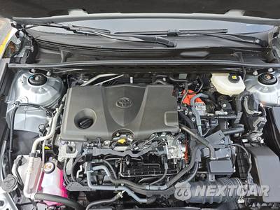 2025 Toyota Camry LE - zdjęcie 15 z 28 - miniatura