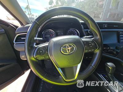 2019 Toyota Camry SE - zdjęcie 10 z 18 - miniatura
