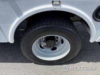 2012 Ford Super Duty F-450 Cab Chassis XL Regular Cab DRW - zdjęcie 11 z 20 - miniatura