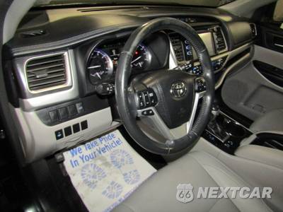 2015 Toyota Highlander XLE - zdjęcie 9 z 21 - miniatura