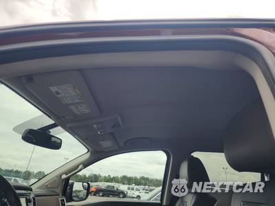 2017 Nissan TITAN Platinum Reserve Crew Cab Short Bed - zdjęcie 18 z 21 - miniatura