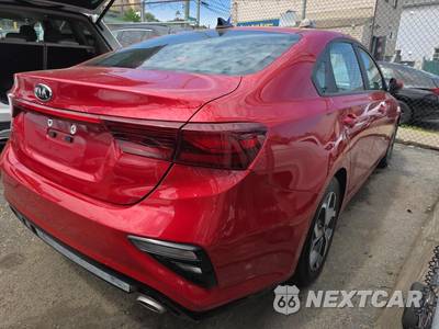 2021 Kia Forte LXS - zdjęcie 4 z 26 - miniatura