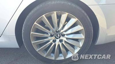 2015 Hyundai Equus Signature - zdjęcie 31 z 38 - miniatura