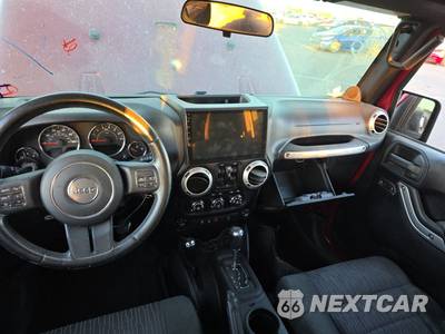 2012 Jeep Wrangler Unlimited Sahara - zdjęcie 11 z 34 - miniatura