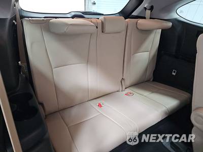 2022 Toyota Highlander Hybrid XLE - zdjęcie 14 z 23 - miniatura