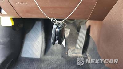 2022 Toyota Highlander Hybrid XLE - zdjęcie 18 z 23 - miniatura