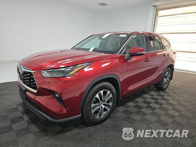 2022 Toyota Highlander Hybrid XLE - zdjęcie 1 z 23 - miniatura
