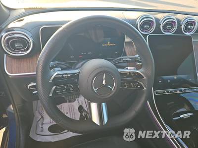 2026 Mercedes-Benz GLC 350e - zdjęcie 10 z 25 - miniatura