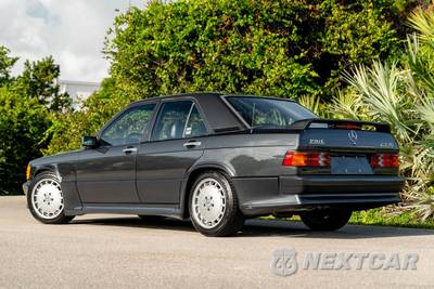 1986 Mercedes-Benz 190 E - zdjęcie 6 z 64 - miniatura