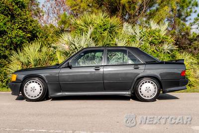 1986 Mercedes-Benz 190 E - zdjęcie 9 z 64 - miniatura