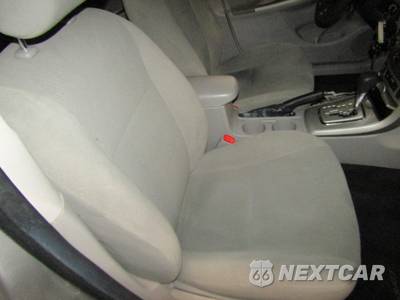 2012 Toyota Corolla LE - zdjęcie 16 z 21 - miniatura
