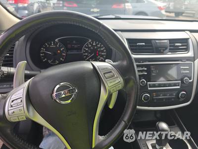 2017 Nissan Altima 2.5 SR - zdjęcie 11 z 18 - miniatura