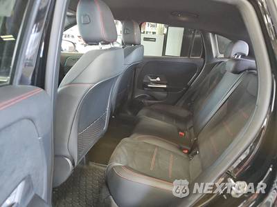 2023 Mercedes-Benz GLA 250 4MATIC - zdjęcie 13 z 26 - miniatura