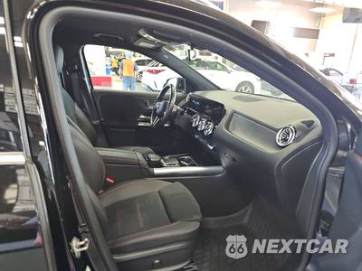2023 Mercedes-Benz GLA 250 4MATIC - zdjęcie 8 z 26 - miniatura