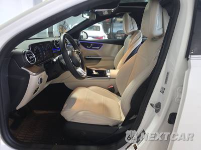 2023 Mercedes-Benz C 300 4MATIC Sedan - zdjęcie 7 z 19 - miniatura