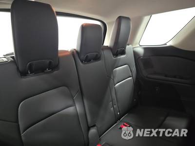 2025 Nissan Pathfinder Platinum - zdjęcie 14 z 24 - miniatura