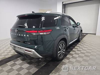2025 Nissan Pathfinder Platinum - zdjęcie 4 z 24 - miniatura