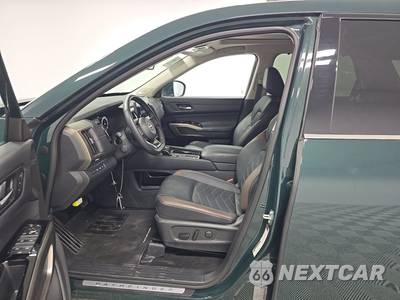 2025 Nissan Pathfinder Platinum - zdjęcie 7 z 24 - miniatura