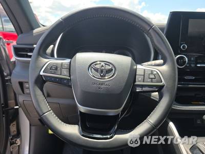 2025 Toyota Highlander XSE - zdjęcie 16 z 32 - miniatura