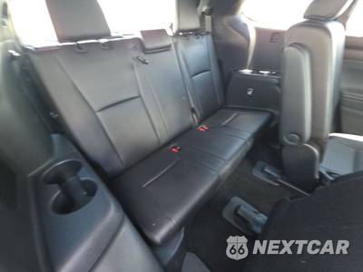 2025 Toyota Highlander XSE - zdjęcie 20 z 32 - miniatura