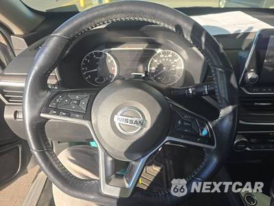 2020 Nissan Altima SL - zdjęcie 10 z 33 - miniatura