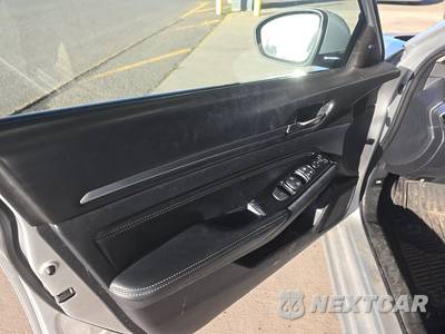 2020 Nissan Altima SL - zdjęcie 9 z 33 - miniatura