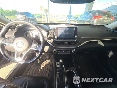 2020 Nissan Altima SL - zdjęcie 11 z 33 - miniatura