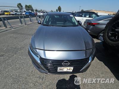2023 Nissan Altima SL - zdjęcie 2 z 34 - miniatura
