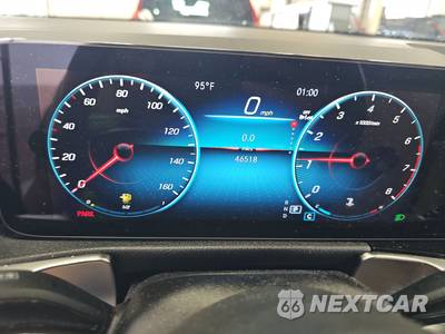 2023 Mercedes-Benz GLB 250 4MATIC - zdjęcie 12 z 31 - miniatura