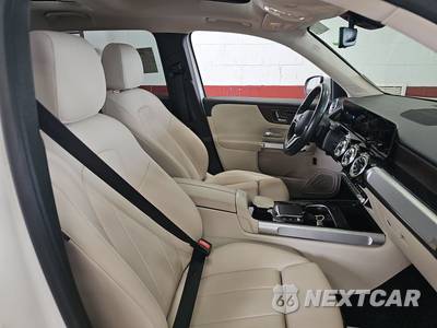 2023 Mercedes-Benz GLB 250 4MATIC - zdjęcie 8 z 31 - miniatura