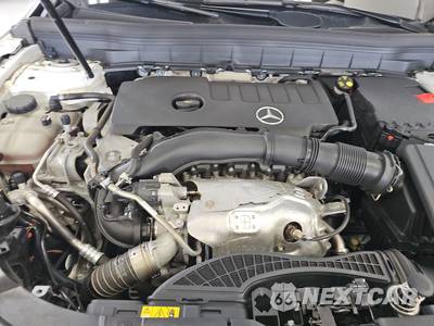 2023 Mercedes-Benz GLB 250 4MATIC - zdjęcie 15 z 31 - miniatura