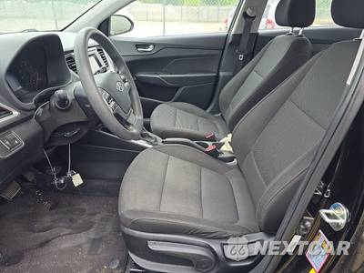2020 Hyundai Accent SE - zdjęcie 7 z 26 - miniatura