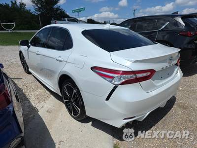 2020 Toyota Camry XSE - zdjęcie 6 z 21 - miniatura