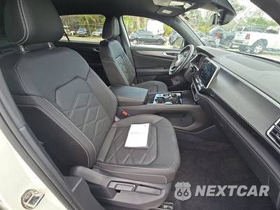 2025 Volkswagen SE W/TECH - zdjęcie 8 z 24 - miniatura