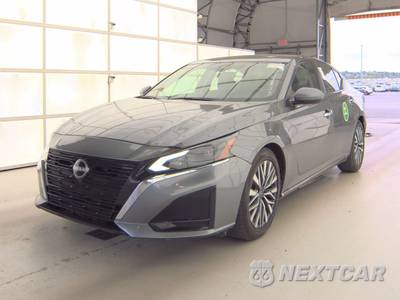 2023 Nissan Altima SV - zdjęcie 1 z 38 - miniatura