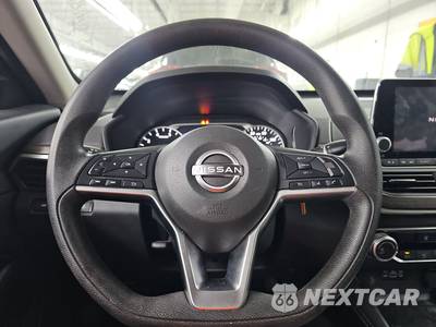 2023 Nissan Altima SV - zdjęcie 10 z 38 - miniatura