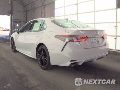 2024 Toyota Camry XSE - zdjęcie 6 z 18 - miniatura