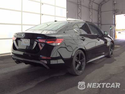 2022 Nissan Sentra SR - zdjęcie 4 z 19 - miniatura