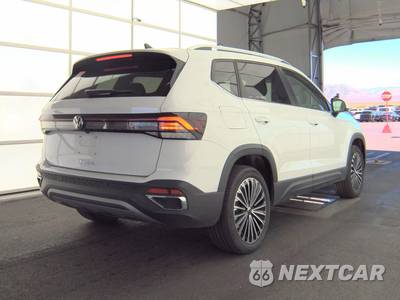 2025 Volkswagen Taos SE - zdjęcie 4 z 22 - miniatura