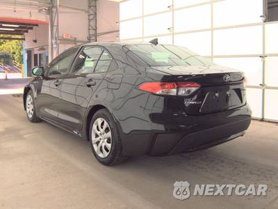 2022 Toyota Corolla LE Sedan - zdjęcie 6 z 42 - miniatura