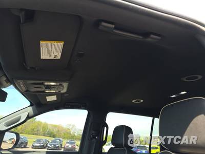 2023 Chevrolet Suburban Premier 1LZ - zdjęcie 20 z 35 - miniatura