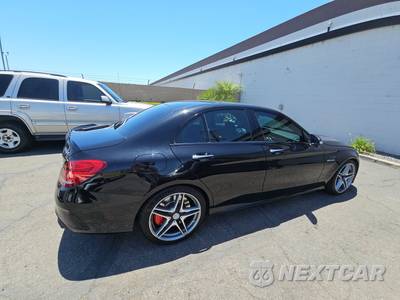 2015 Mercedes-Benz AMG C 63 S Sedan - zdjęcie 4 z 30 - miniatura