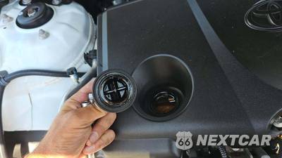 2018 Toyota Camry XLE - zdjęcie 17 z 28 - miniatura