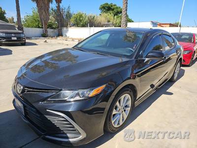 2021 Toyota Camry LE - zdjęcie 1 z 25 - miniatura