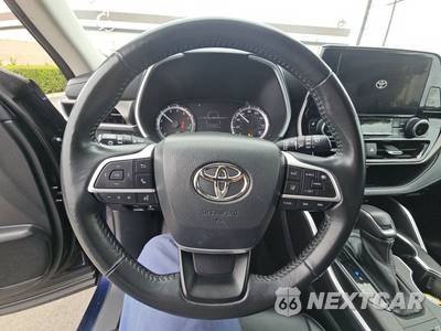 2023 Toyota Highlander XLE - zdjęcie 10 z 29 - miniatura