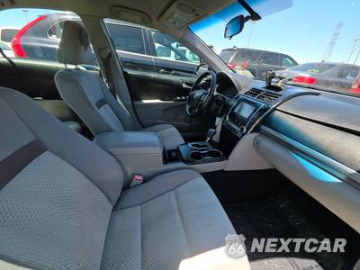 2014 Toyota Camry LE - zdjęcie 8 z 58 - miniatura