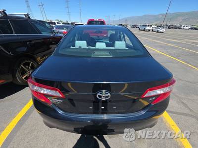2014 Toyota Camry LE - zdjęcie 5 z 58 - miniatura